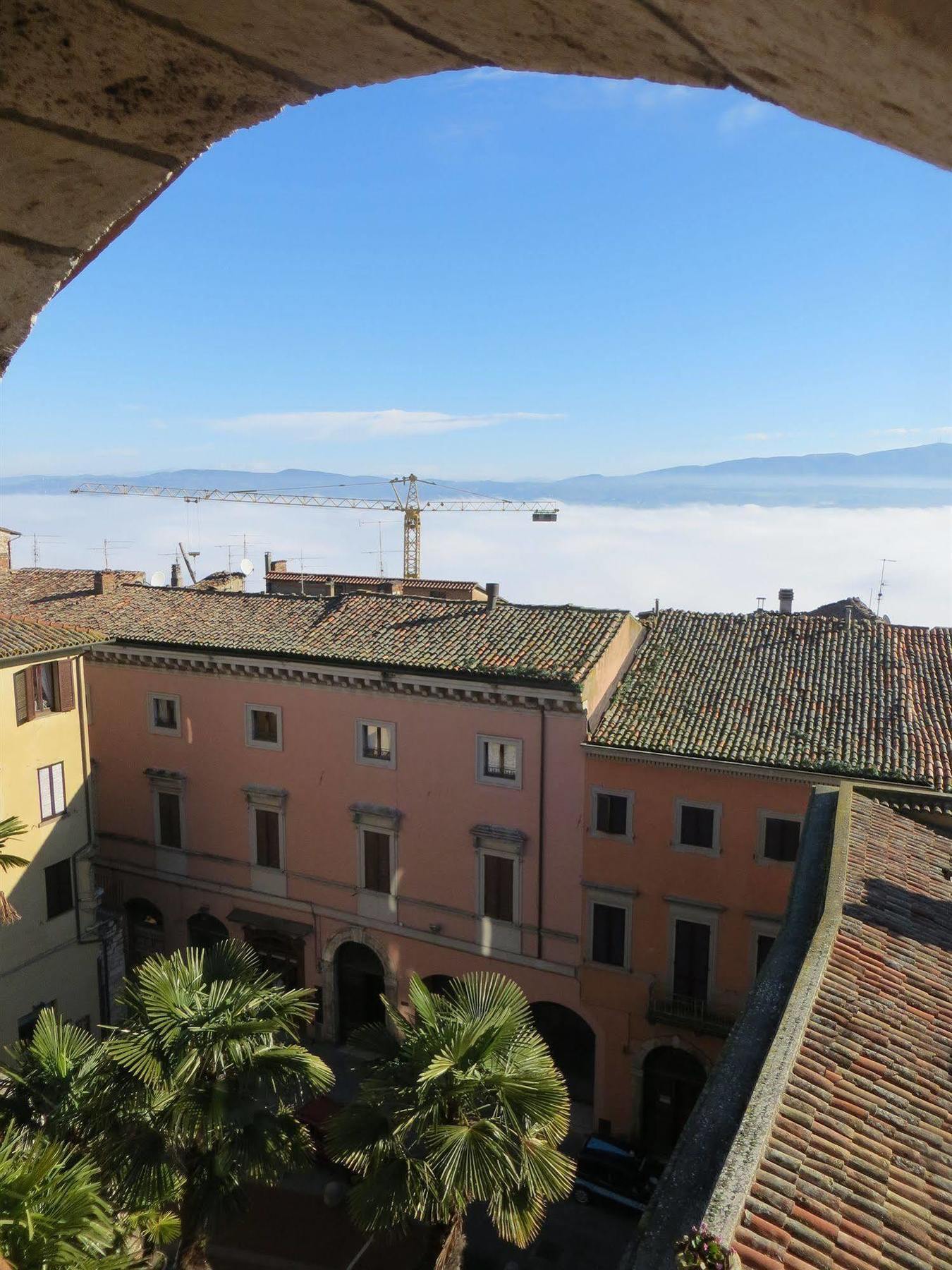 Hotel Fonte Cesia Todi Buitenkant foto